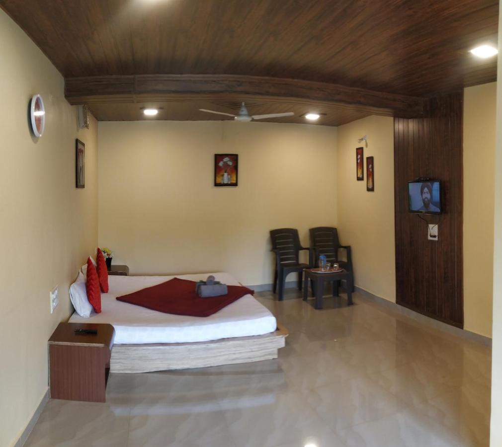 Bluebell Residency Hotell Mahābaleshwar Eksteriør bilde